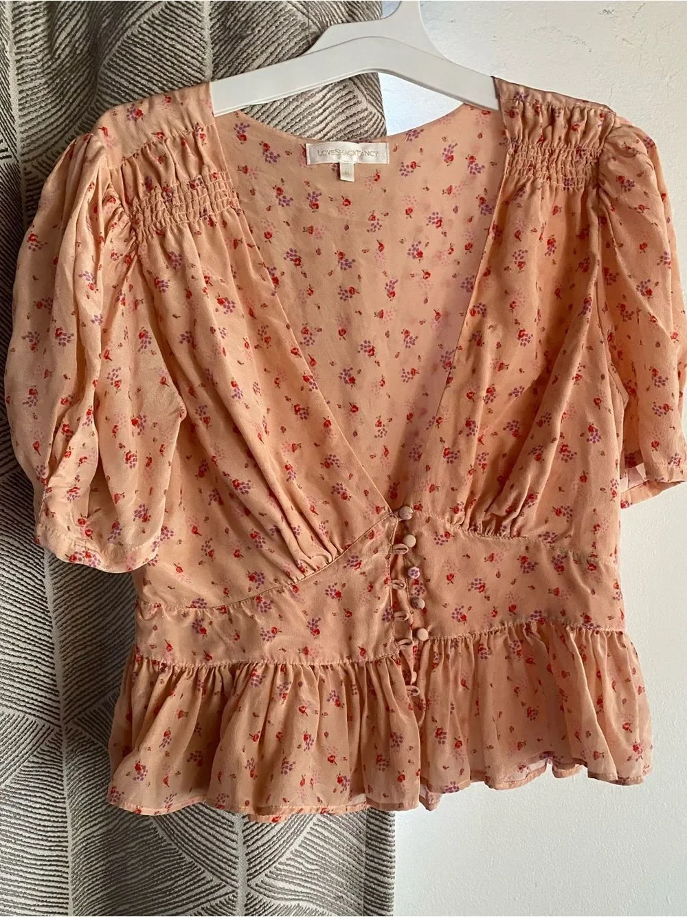 LoveShackFancy Peach Floral V‑Neck Peplum Blouse Silk Sz M
